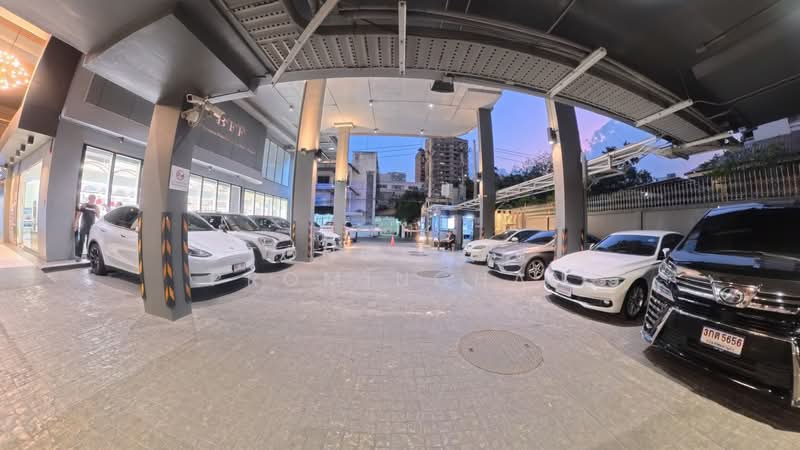 Bservaproperty Virtual Tour 360 Prime commercial space in central Thong Lo, Bangkok, Khlongtoei Nua, Watthana, Bangkok, , 183 sqm, Retail Space For Rent, by Tongchat Prominchan, 500194823 - DDproperty.com