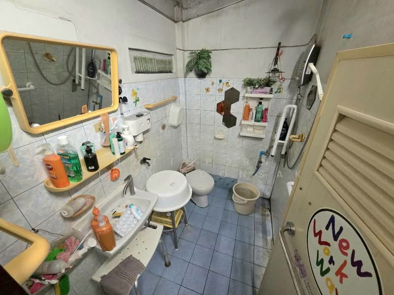 อัญชลี สนามบินน้ำ, Nonthaburi, สนามบินน้ำ, Tha-Sai, Muang Nonthaburi, Nonthaburi, 2 Bedrooms, 80 sqm, Townhouse For Sale, by Natthporn Siriwiboonsak, 500194835 - DDproperty.com