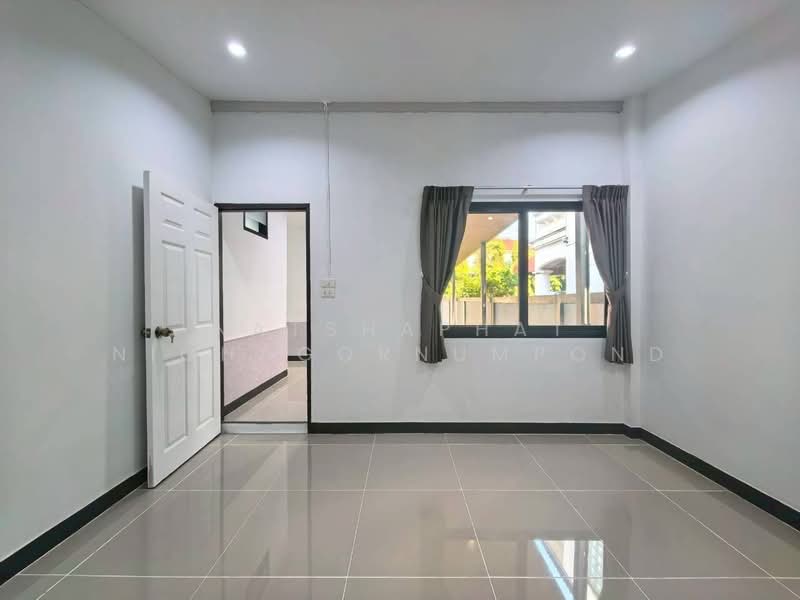K.C. Greenville, Bangkok, Mitmaitri Road, Khu Fang Nua, Nong Chok, Bangkok, 5 Bedrooms, 235 sqm, Single Detached House For Sale, by ณัฐฌาพัชร์ ณิชากรอัมพร, 500194842 - DDproperty.com