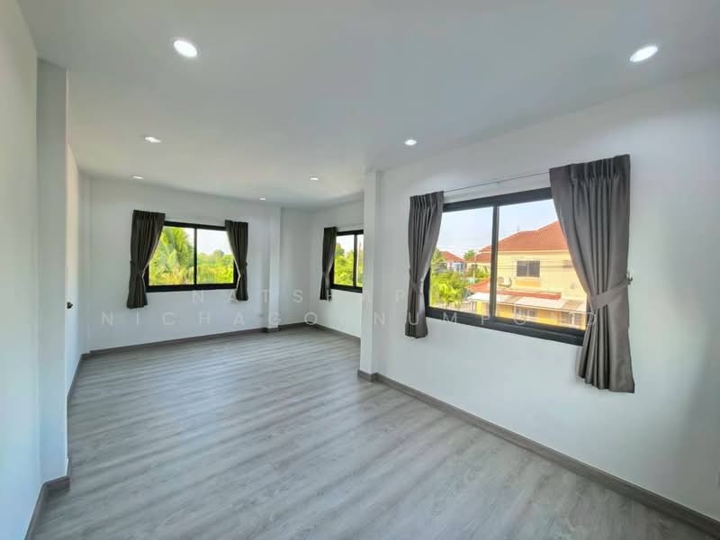 K.C. Greenville, Bangkok, Mitmaitri Road, Khu Fang Nua, Nong Chok, Bangkok, 5 Bedrooms, 235 sqm, Single Detached House For Sale, by ณัฐฌาพัชร์ ณิชากรอัมพร, 500194842 - DDproperty.com