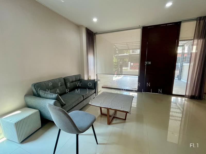 ทาวน์โฮม 3 ชั้น สุขุมวิท 62, Bangkok, Bang Chak, Phra Khanong, Bangkok, 3 Bedrooms, 220 sqm, Townhouse For Sale, by Peeworakorn (Narm) Kewalin, 500194849 - DDproperty.com