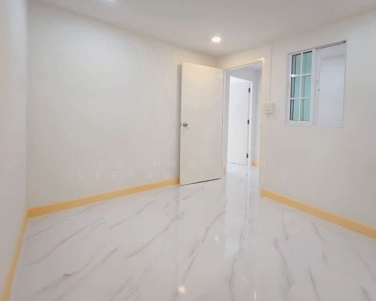 Suannon 2 : สวนนนท์ 2, นนทบุรี, ซอย หมู่บ้านสวนนนท์ 2, บางกร่าง, เมืองนนทบุรี, นนทบุรี, 128 ตร.ม., ทาวน์เฮ้าส์ ขาย, โดย Poonyaporn Veerabulyarit, 500194875 - DDproperty.com