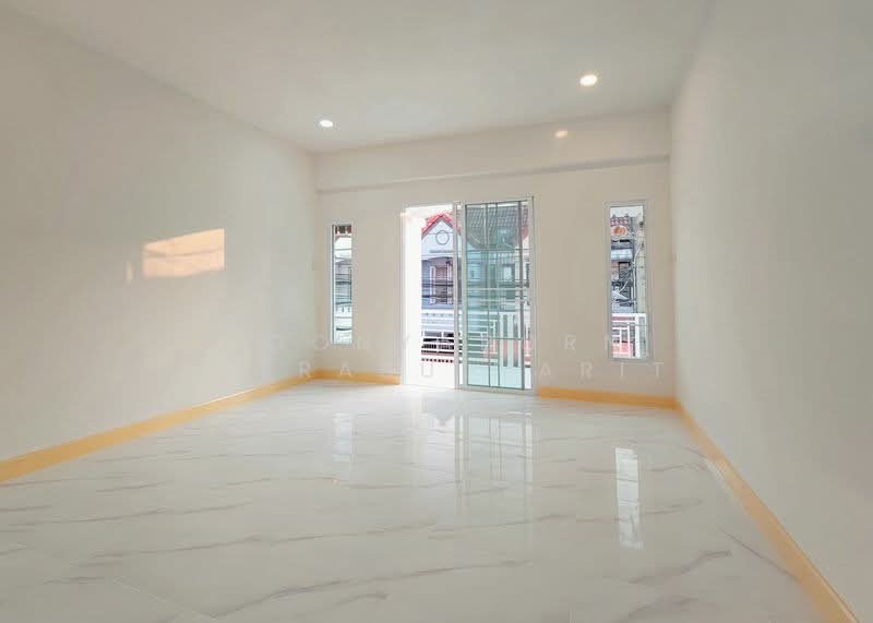 Suannon 2, Nonthaburi, Soi Suannon Village 2, Bang Krang, Muang Nonthaburi, Nonthaburi, 3 Bedrooms, 128 sqm, Townhouse For Sale, by Poonyaporn Veerabulyarit, 500194875 - DDproperty.com