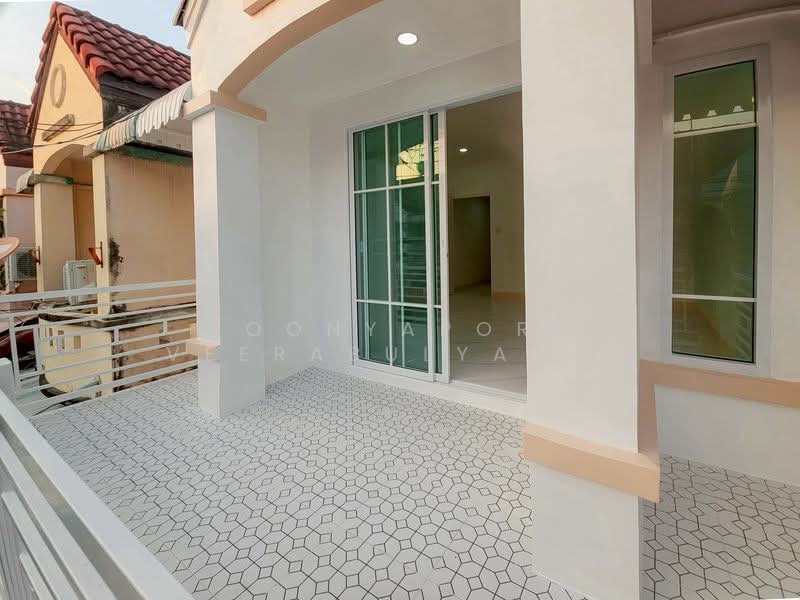 Suannon 2, Nonthaburi, Soi Suannon Village 2, Bang Krang, Muang Nonthaburi, Nonthaburi, 3 Bedrooms, 128 sqm, Townhouse For Sale, by Poonyaporn Veerabulyarit, 500194875 - DDproperty.com