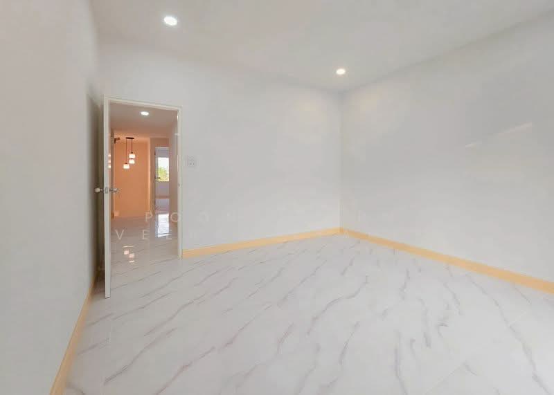 Suannon 2, Nonthaburi, Soi Suannon Village 2, Bang Krang, Muang Nonthaburi, Nonthaburi, 3 Bedrooms, 128 sqm, Townhouse For Sale, by Poonyaporn Veerabulyarit, 500194875 - DDproperty.com