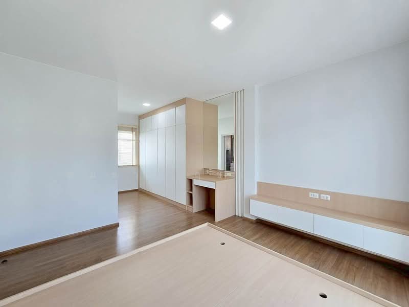 Grande Pleno Bangna Onnut, Samut Prakan, Rajateva Bangplee, Bangphli Yai, Bang Plee, Samut Prakan, 3 Bedrooms, 35 sqm, Townhouse For Sale, by Somchai Ruechajirakit, 500194911 - DDproperty.com