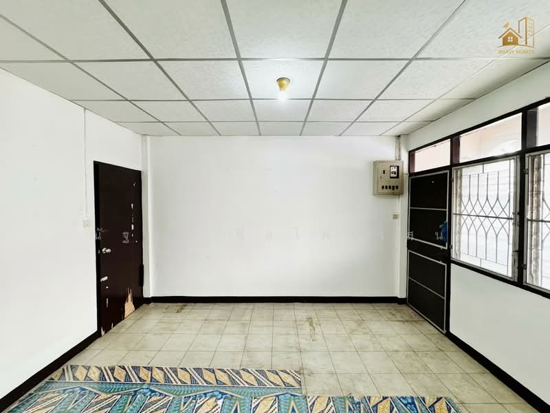 พหลโยธิน 52, Bangkok, Khlong Tanon, Sai Mai, Bangkok, 3 Bedrooms, 120 sqm, Townhouse For Sale, by ณัฐพล ชือไพเวสน์, 500194920 - DDproperty.com