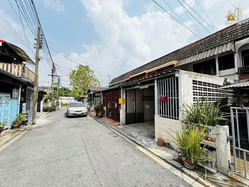 พหลโยธิน 52, Bangkok, Khlong Tanon, Sai Mai, Bangkok, 3 Bedrooms, 120 sqm, Townhouse For Sale, by ณัฐพล ชือไพเวสน์, 500194920 - DDproperty.com