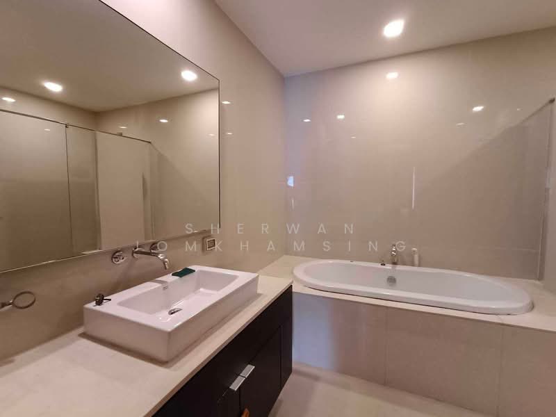 The Madison, Bangkok, Sukhumvit 41, Khlong Tan Nua, Watthana, Bangkok, 2 Bedrooms, 115 sqm, Condo For Rent, by Sherwan Jomkhamsing, 500194930 - DDproperty.com