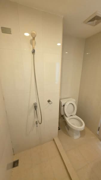 iCondo Petchkasem 39, Bangkok, 39 Soi Phet Kasem 39 Phet Kasem Road, Bang Wa, Phasi Charoen, Bangkok, 2 Bedrooms, 45 sqm, Condo For Rent, by Mooky ตุลาพันธุ์, 500194949 - DDproperty.com