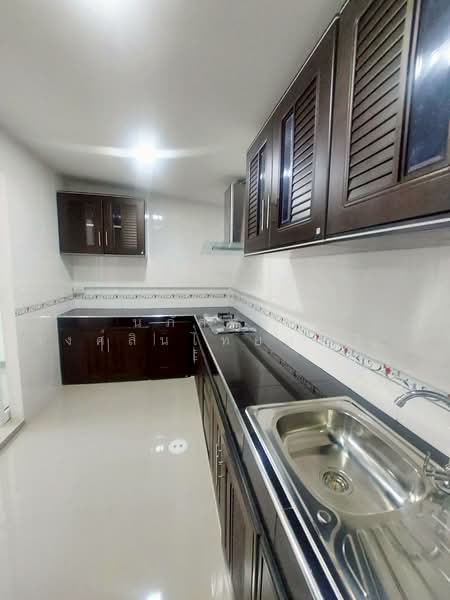 Poonsin Thani 1 : พูนสินธานี 1, กรุงเทพ, คลองสองต้นนุ่น, ลาดกระบัง, กรุงเทพ, 80 ตร.ม., ทาวน์เฮ้าส์ ขาย, โดย นภัสศรณ์ วงศ์สินไทยกร (นันท์), 500194955 - DDproperty.com