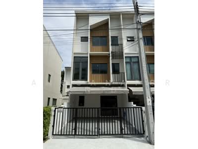 ขาย - PLEX Onnut - Wongwaen : เพล็กซ์ อ่อนนุช - วงแหวน, กรุงเทพ