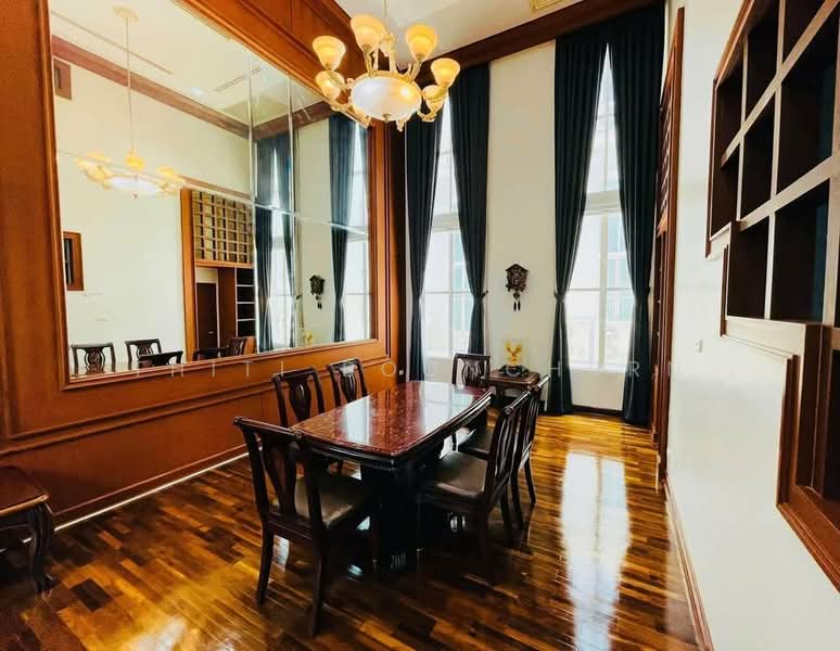 Baan Klang Krung Thonglor, Bangkok, 55 Soi Sukhumvit 55, Khlong Tan Nua, Watthana, Bangkok, 4 Bedrooms, 400 sqm, Townhouse For Rent, by Thiti Boonchurn, 500194980 - DDproperty.com