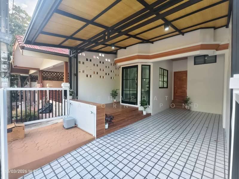 ขาย - ทาวน์แอนด์คันทรี, กรุงเทพ