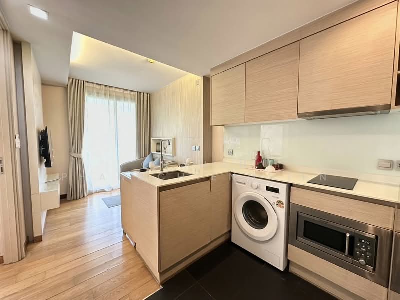 Via BOTANI, Bangkok, 36 Soi Sukhumvit 47, Sukhumvit Road, Khlong Tan Nua, Watthana, Bangkok, 1 Bedroom, 35 sqm, Condo For Rent, by Chanon Phangchienghien, 500195037 - DDproperty.com