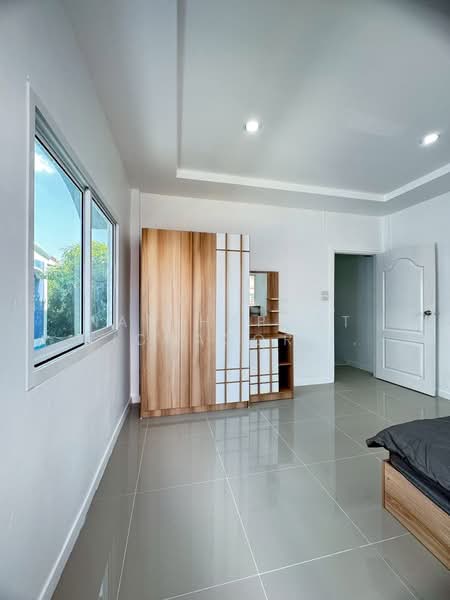 หมู่บ้านรุ่งกิจวิลล่า4, กรุงเทพ, ร่มเกล้า54, คลองสามประเวศ, ลาดกระบัง, กรุงเทพ, 86 ตร.ม., ทาวน์เฮ้าส์ ขาย, โดย ณัฐฌาพัชร์ ณิชากรอัมพร, 500195040 - DDproperty.com