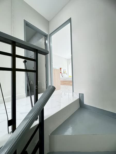 Poonsinh Thani 3, Bangkok, Rat Phatthana Road, Khlong Song Ton Nun, Lat Krabang, Bangkok, 2 Bedrooms, 68 sqm, Townhouse For Sale, by ณัฐฌาพัชร์ ณิชากรอัมพร, 500195044 - DDproperty.com