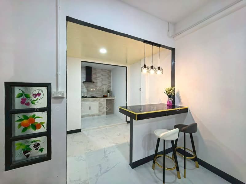 หมู่บ้านทหารกองหนุน พระยาสุเรนทร์28, กรุงเทพ, พระยาสุเรนทร์ / รามอินทรา109, บางชัน, คลองสามวา, กรุงเทพ, 68 ตร.ม., ทาวน์เฮ้าส์ ขาย, โดย Natshaphat Nichagornumpond, 500195045 - DDproperty.com