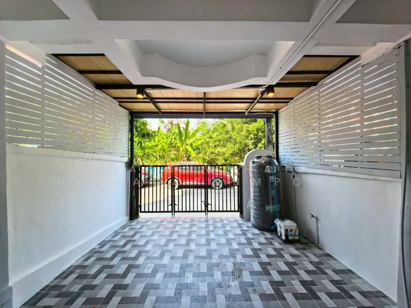 หมู่บ้านทหารกองหนุน พระยาสุเรนทร์28, Bangkok, พระยาสุเรนทร์ / รามอินทรา109, Bang Chun, Khlong Sam Wa, Bangkok, 2 Bedrooms, 68 sqm, Townhouse For Sale, by ณัฐฌาพัชร์ ณิชากรอัมพร, 500195045 - DDproperty.com