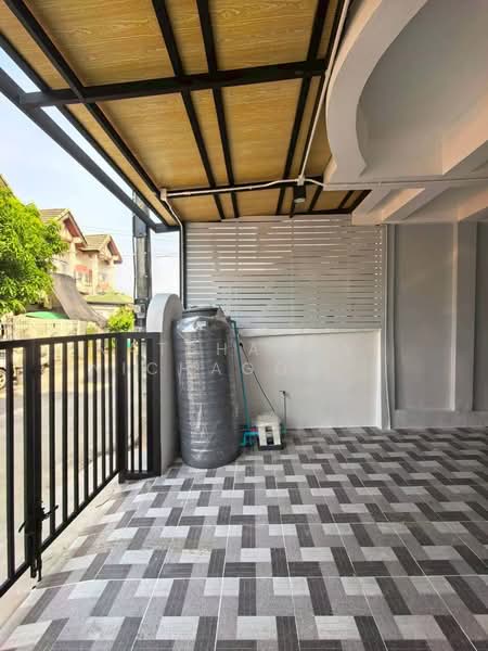 หมู่บ้านทหารกองหนุน พระยาสุเรนทร์28, กรุงเทพ, พระยาสุเรนทร์ / รามอินทรา109, บางชัน, คลองสามวา, กรุงเทพ, 68 ตร.ม., ทาวน์เฮ้าส์ ขาย, โดย Natshaphat Nichagornumpond, 500195045 - DDproperty.com