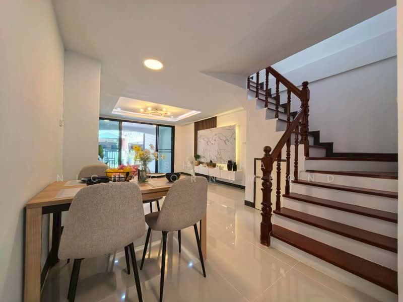 K.C. Ramintra 1, Bangkok, Hathairat Road 39, Sam Wa Tawan Tok, Khlong Sam Wa, Bangkok, 2 Bedrooms, 66 sqm, Townhouse For Sale, by ณัฐฌาพัชร์ ณิชากรอัมพร, 500195049 - DDproperty.com