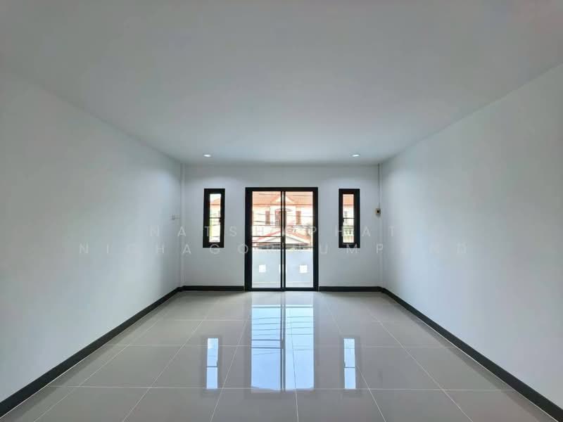 K.C. Ramintra 1, Bangkok, Hathairat Road 39, Sam Wa Tawan Tok, Khlong Sam Wa, Bangkok, 2 Bedrooms, 66 sqm, Townhouse For Sale, by ณัฐฌาพัชร์ ณิชากรอัมพร, 500195049 - DDproperty.com