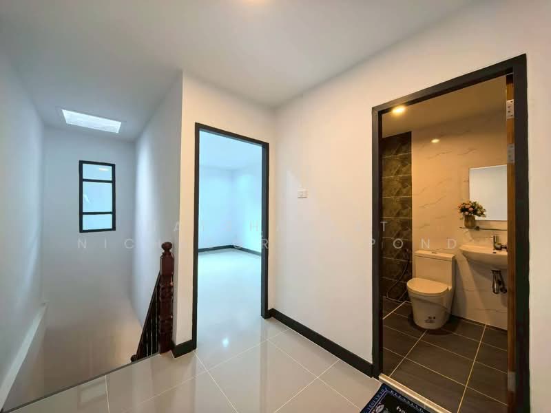 K.C. Ramintra 1, Bangkok, Hathairat Road 39, Sam Wa Tawan Tok, Khlong Sam Wa, Bangkok, 2 Bedrooms, 66 sqm, Townhouse For Sale, by ณัฐฌาพัชร์ ณิชากรอัมพร, 500195049 - DDproperty.com