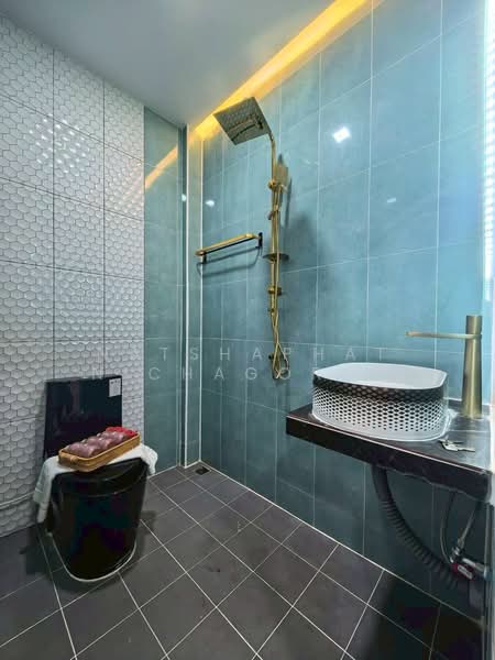 เพชรไพลิน พระยาสุเรนทร์ 35, Bangkok, พระยาสุเรนทร์ 35 พูด, Bang Chun, Khlong Sam Wa, Bangkok, 2 Bedrooms, 64 sqm, Townhouse For Sale, by ณัฐฌาพัชร์ ณิชากรอัมพร, 500195051 - DDproperty.com