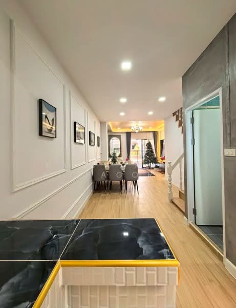 เพชรไพลิน พระยาสุเรนทร์ 35, Bangkok, พระยาสุเรนทร์ 35 พูด, Bang Chun, Khlong Sam Wa, Bangkok, 2 Bedrooms, 64 sqm, Townhouse For Sale, by ณัฐฌาพัชร์ ณิชากรอัมพร, 500195051 - DDproperty.com