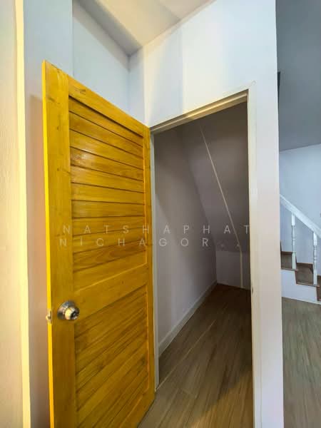 เพชรไพลิน พระยาสุเรนทร์ 35, Bangkok, พระยาสุเรนทร์ 35 พูด, Bang Chun, Khlong Sam Wa, Bangkok, 2 Bedrooms, 64 sqm, Townhouse For Sale, by ณัฐฌาพัชร์ ณิชากรอัมพร, 500195051 - DDproperty.com