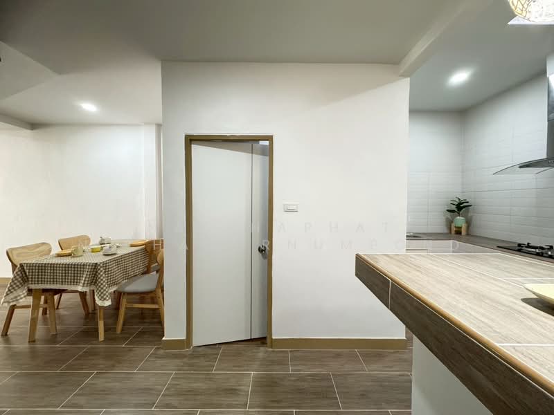 วรางกูล, Bangkok, เลียบคลองสองซอย6, Bang Chun, Khlong Sam Wa, Bangkok, 2 Bedrooms, 64 sqm, Townhouse For Sale, by ณัฐฌาพัชร์ ณิชากรอัมพร, 500195052 - DDproperty.com