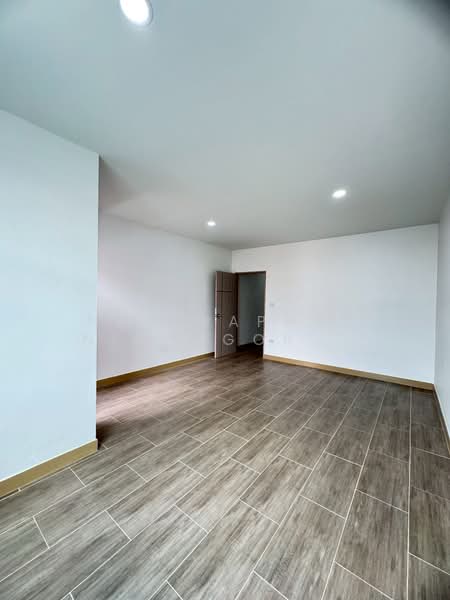 วรางกูล, Bangkok, เลียบคลองสองซอย6, Bang Chun, Khlong Sam Wa, Bangkok, 2 Bedrooms, 64 sqm, Townhouse For Sale, by ณัฐฌาพัชร์ ณิชากรอัมพร, 500195052 - DDproperty.com