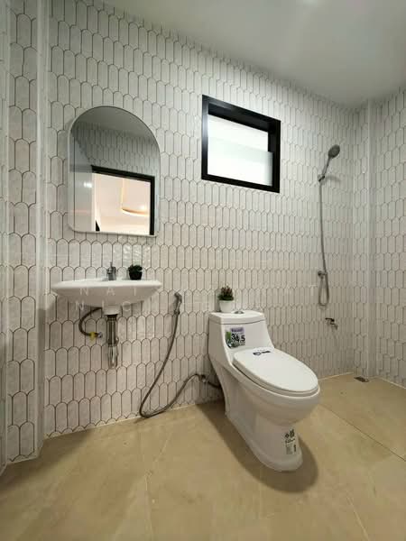 พร้อมพัฒน์ กรีนโนว่า, Bangkok, ปัญญาอินทรา / หทัยราษฎร์39, Sam Wa Tawan Tok, Khlong Sam Wa, Bangkok, 4 Bedrooms, 140 sqm, Semi-Detached House (Twin House) For Sale, by ณัฐฌาพัชร์ ณิชากรอัมพร, 500195054 - DDproperty.com