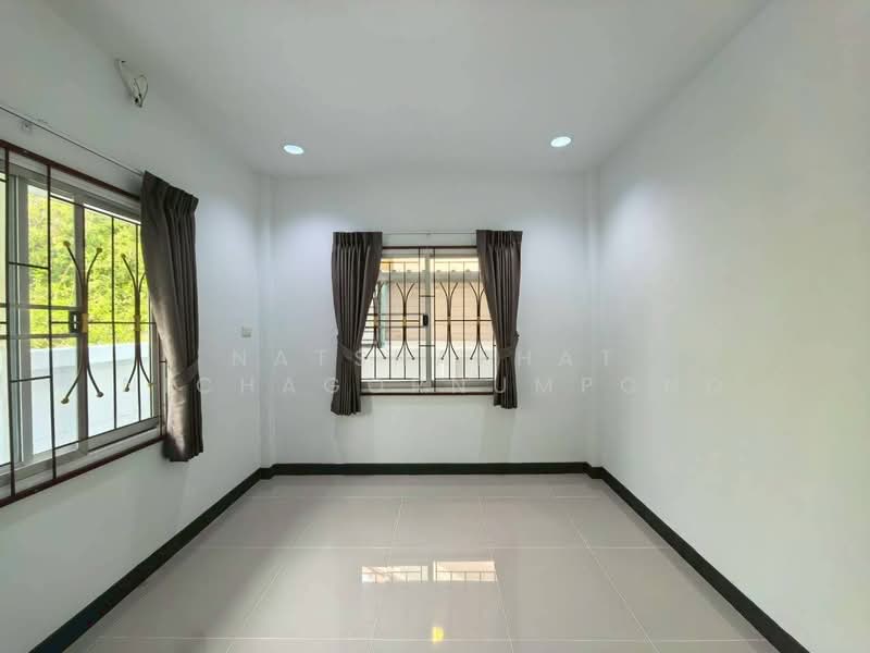 เพ็ญศิริ เพลส สุวินทวงศ์45, Bangkok, สุวินทวงศ์45, Lam Phak Chi, Nong Chok, Bangkok, 3 Bedrooms, 144 sqm, Single Detached House For Sale, by ณัฐฌาพัชร์ ณิชากรอัมพร, 500195060 - DDproperty.com