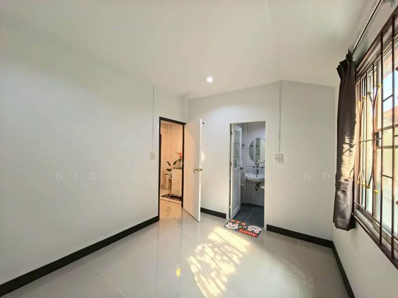 เพ็ญศิริ เพลส สุวินทวงศ์45, Bangkok, สุวินทวงศ์45, Lam Phak Chi, Nong Chok, Bangkok, 3 Bedrooms, 144 sqm, Single Detached House For Sale, by ณัฐฌาพัชร์ ณิชากรอัมพร, 500195060 - DDproperty.com