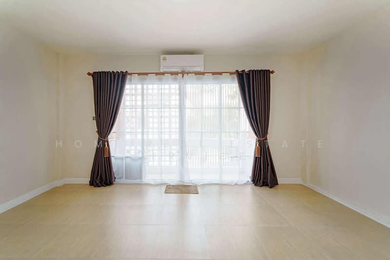 Baan Thepnimit, Chon Buri (Pattaya), Bang Lamung, Bang Lamung (Pattaya), Chon Buri (Pattaya), 2 Bedrooms, 120 sqm, Townhouse For Sale, by HOME Real Estate Service, 500195075 - DDproperty.com