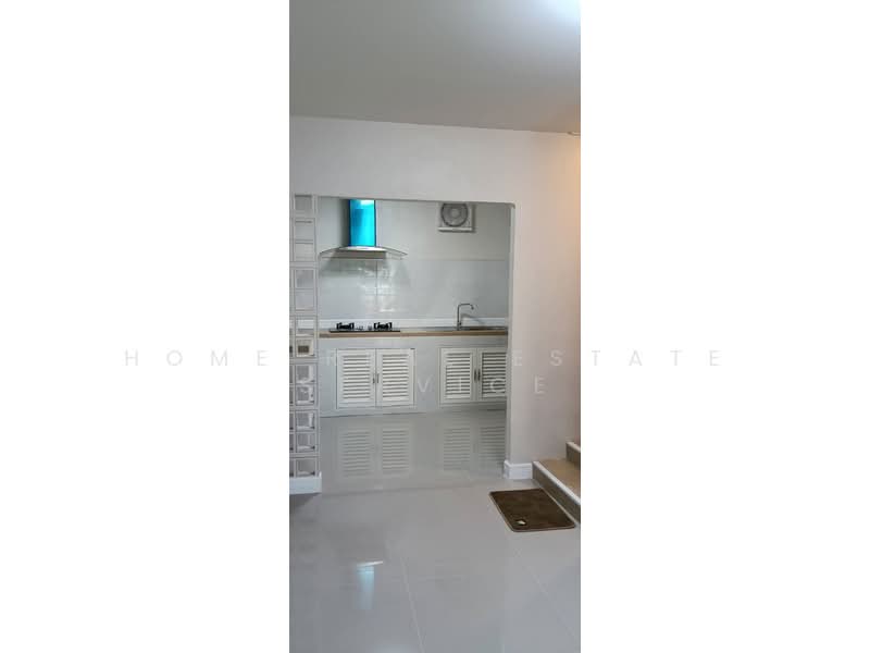Baan Thepnimit, Chon Buri (Pattaya), Bang Lamung, Bang Lamung (Pattaya), Chon Buri (Pattaya), 2 Bedrooms, 120 sqm, Townhouse For Sale, by HOME Real Estate Service, 500195075 - DDproperty.com