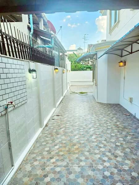 ไม่พบโครงการ, Bangkok, ลาดพร้าว 115-121, Khlong Chan, Bang Kapi, Bangkok, 4 Bedrooms, 200 sqm, Single Detached House For Rent, by ณัฐพงศ์ สุนทรอรุณ, 500195085 - DDproperty.com