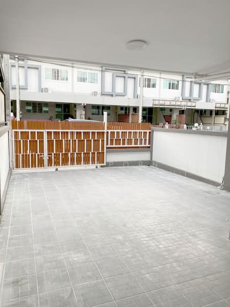 Grand Village 3, นครปฐม, ถนน พุทธมณฑลสาย 5, ไร่ขิง, สามพราน, นครปฐม, 108 ตร.ม., ทาวน์เฮ้าส์ ขาย, โดย Apaporn Muanthorani, 500195090 - DDproperty.com