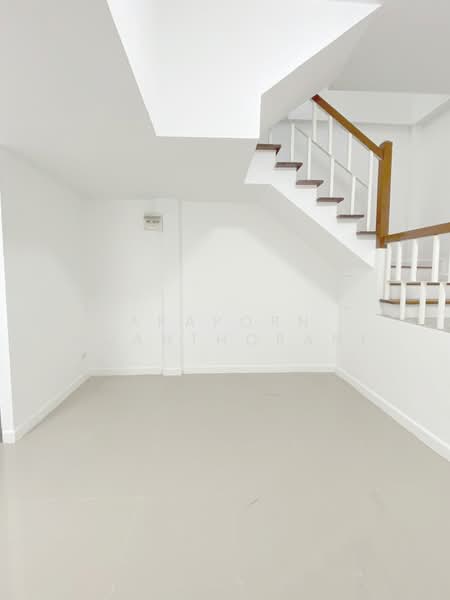 Grand Village 3, นครปฐม, ถนน พุทธมณฑลสาย 5, ไร่ขิง, สามพราน, นครปฐม, 108 ตร.ม., ทาวน์เฮ้าส์ ขาย, โดย Apaporn Muanthorani, 500195090 - DDproperty.com