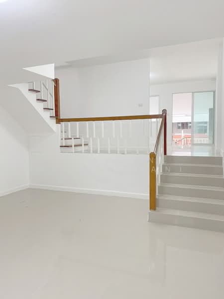 Grand Village 3, Nakhon Pathom, Phuttamonthon Sai 5 Road, Rai Khing, Sam Phran, Nakhon Pathom, 3 Bedrooms, 108 sqm, Townhouse For Sale, by Apaporn Muanthorani, 500195090 - DDproperty.com