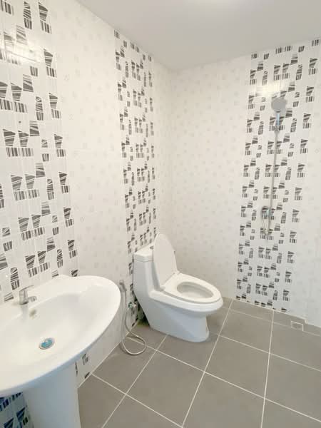 Grand Village 3, นครปฐม, ถนน พุทธมณฑลสาย 5, ไร่ขิง, สามพราน, นครปฐม, 108 ตร.ม., ทาวน์เฮ้าส์ ขาย, โดย Apaporn Muanthorani, 500195090 - DDproperty.com