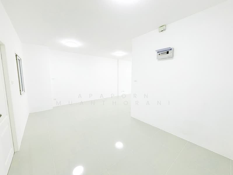 ขาย - 🏡ขายบ้านทาวน์โฮม 2 ชั้น หมู่บ้านแกรนกิตติยา คลองโยง บรรยากาศเงียบสงบ เหมาะกับอยู่อาศัยสุดๆ 🌿💖, นครปฐม