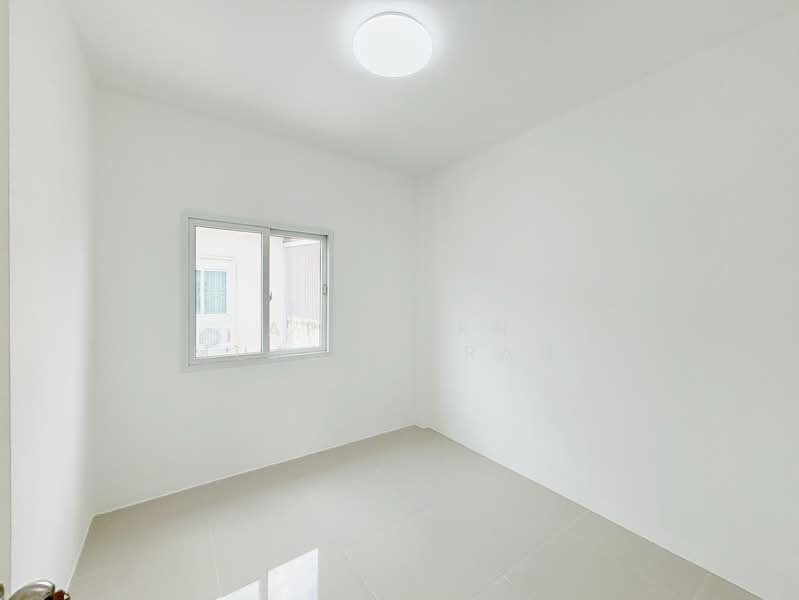 🏡ขายบ้านทาวน์โฮม 2 ชั้น หมู่บ้านแกรนกิตติยา คลองโยง บรรยากาศเงียบสงบ เหมาะกับอยู่อาศัยสุดๆ 🌿💖, Nakhon Pathom, Salaya, Phuttha Mon Thon, Nakhon Pathom, 3 Bedrooms, 109 sqm, Townhouse For Sale, by Apaporn Muanthorani, 500195093 - DDproperty.com