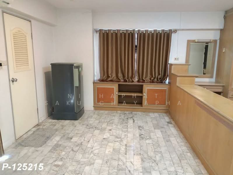 Thanyakhan Condominium, Bangkok, Soi Supapong, Samsen Nok, Huai Khwang, Bangkok, Studio, 43 sqm, Condo For Rent, by Nichaphat Sakunchayapha, 500195100 - DDproperty.com