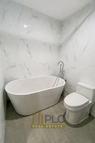 Garden Cliff 2 condominiums, Chon Buri (Pattaya), 1 พัทยา-นาเกลือ, Ban Bung, Ban Bung, Chon Buri (Pattaya), 4 Bedrooms, 200 sqm, Condo For Rent, by PLC Real Estate, 500195116 - DDproperty.com