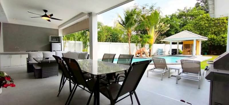 วิลล่าหรู 2 ชั้น 350 ตร.ม. พร้อมสระว่ายน้ำและสวนใหญ่ ย่านหนองปรือ บางละมุง, ชลบุรี, Huayyai, หนองปรือ, บางละมุง, ชลบุรี, 350 ตร.ม., วิลล่า ขาย, โดย Sathida Limphasut (App), 500195165 - DDproperty.com