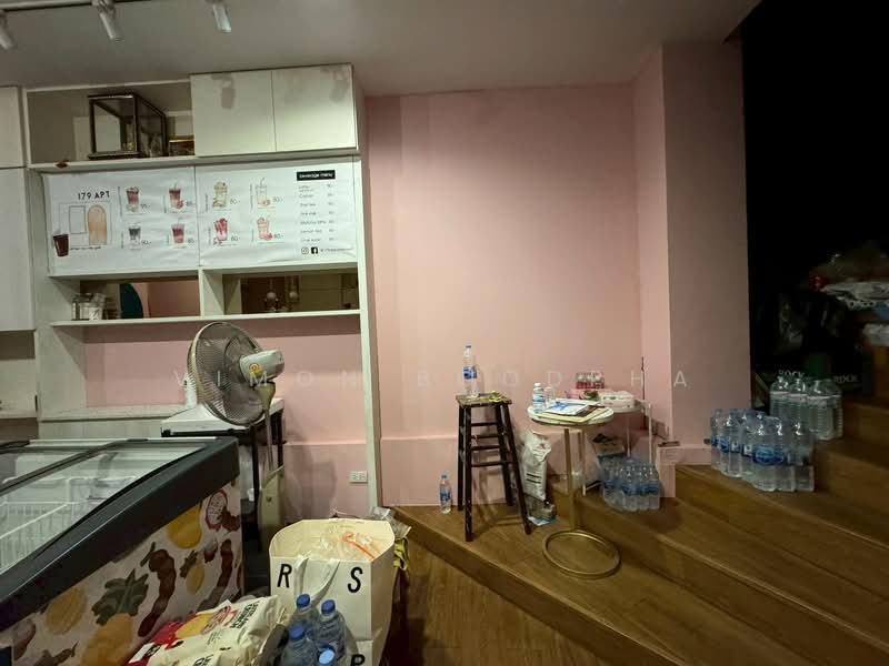 ตึกแถว 6 ชั้น ข้าง ดิโอล สยาม, Bangkok, Wang Burapaphirom, Phra Nakhon, Bangkok, , 1,000 sqm, Shophouse For Sale, by Vimon Boodpha, 500195167 - DDproperty.com