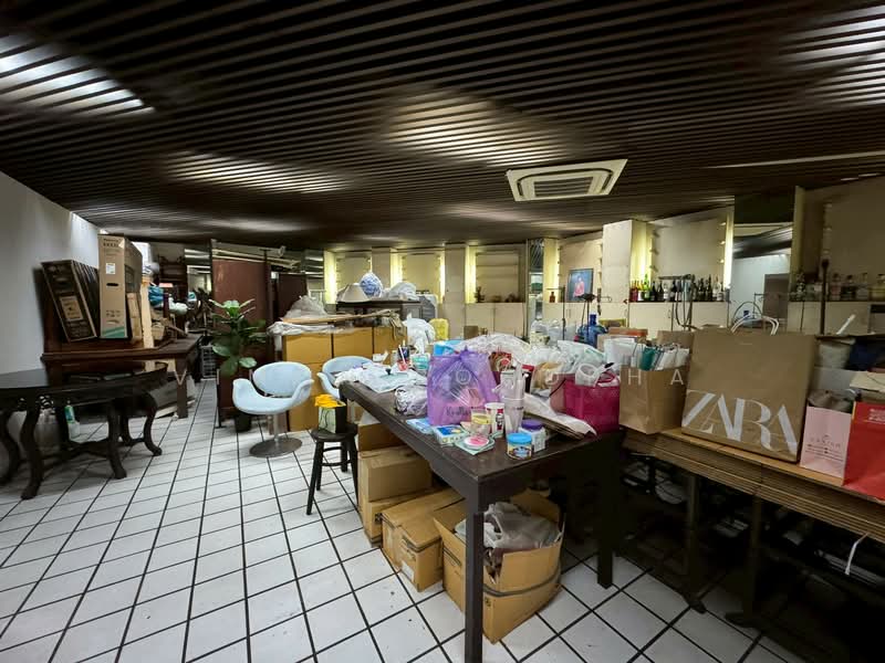 ตึกแถว 6 ชั้น ข้าง ดิโอล สยาม, Bangkok, Wang Burapaphirom, Phra Nakhon, Bangkok, , 1,000 sqm, Shophouse For Sale, by Vimon Boodpha, 500195167 - DDproperty.com