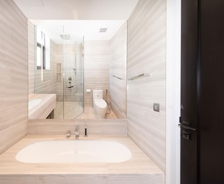 The Diplomat 39, Bangkok, 18 Soi Sukhumvit 39, Sukhumvit Road, Khlong Tan Nua, Watthana, Bangkok, 2 Bedrooms, 93 sqm, Condo For Rent, by Pensasi Ongphichetmetha, 500195179 - DDproperty.com